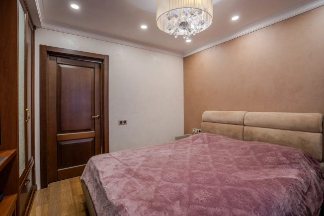 Купить квартиру в Москве. Вариант № 9234828, 11, площадь -  квм, цена 24000000 рублей