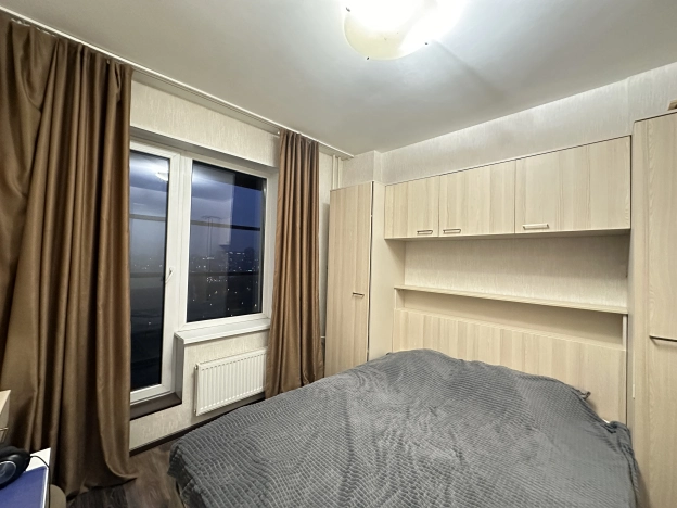 Купить однокомнатную квартиру на улице Пулковское шоссе в Санкт-Петербурге. Вариант № 8532314, 6, площадь -  квм, цена 9990000 рублей