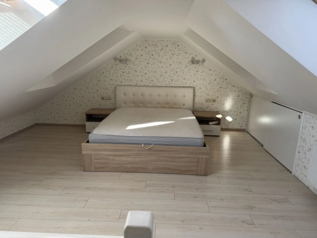 Купить двухкомнатную квартиру на улице Виктора Гакуна в Калининграде. Вариант № 2357349, 13, площадь -  квм, цена 9000000 рублей