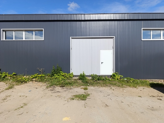 Купить коммерческую недвижимость свободного назначения в Сыктывкаре. Вариант № 9938119, 5, площадь -  квм, цена 3600000 рублей