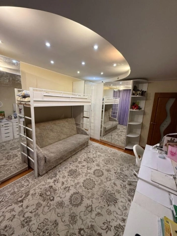 Купить квартиру в Москве. Вариант № 9817522, 10, площадь -  квм, цена 25000000 рублей