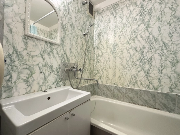 Купить квартиру у метро Зенит в Санкт-Петербурге. Вариант № 10126365, 7, площадь - квм, цена 7300000 рублей