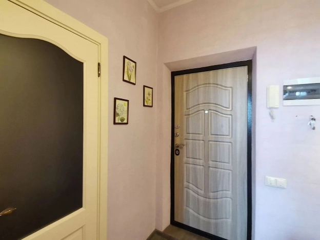 Купить однокомнатную квартиру в Ростовской области. Вариант № 9435099, 3, площадь -  квм, цена 6599999 рублей