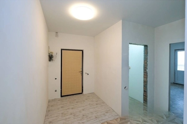 Купить квартиру на улице Ясный Берег в Новосибирске. Вариант № 38079, 4, площадь -  квм, цена 8790000 рублей