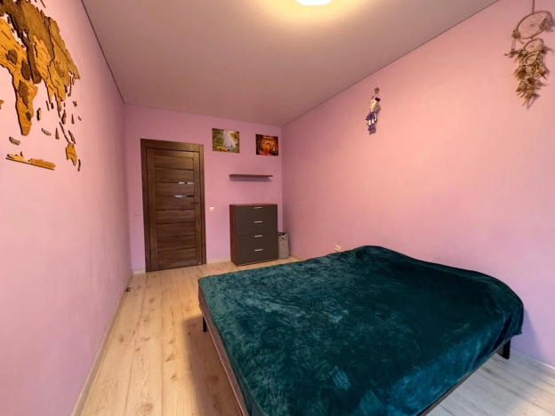 Купить двухкомнатную квартиру в Новороссийске. Вариант № 40694, 3, площадь -  квм, цена 5450000 рублей