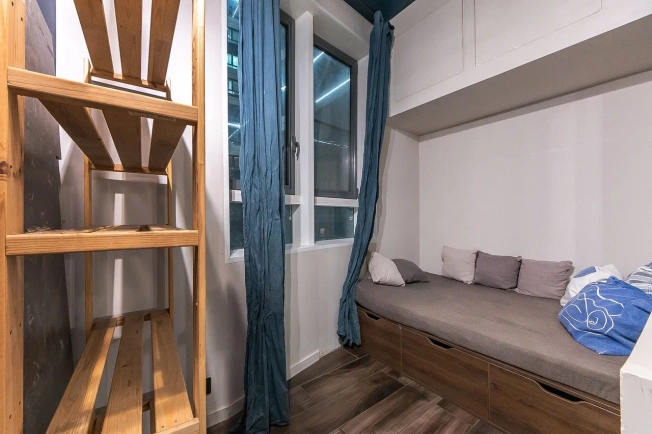 Купить квартиру в Москве. Вариант № 9806554, 25, площадь -  квм, цена 36000000 рублей