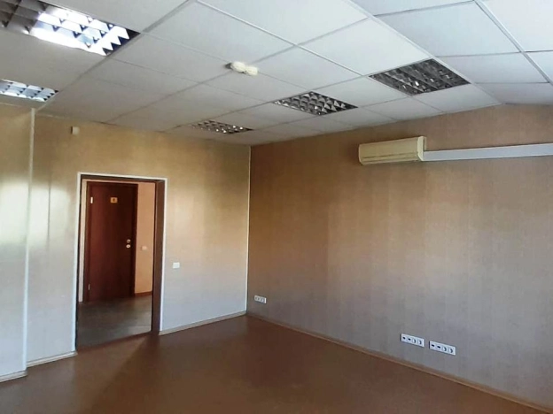 Снять коммерческую недвижимость в Омске. Вариант № 3218, 3, площадь -  квм, цена 75000 рублей