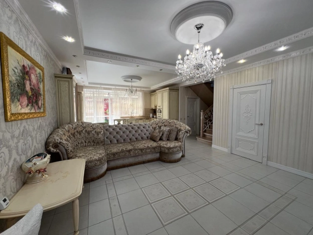 Купить дом на улице Дуслар в Казани. Вариант № 12503, 23, площадь -  квм, цена 29990000 рублей