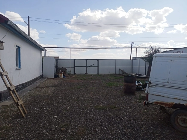 Купить дом в Элисте. Вариант № 2176042, 41, площадь -  квм, цена 5500000 рублей