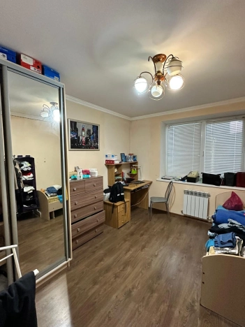 Купить трехкомнатную квартиру на улице Герасименко в Элисте. Вариант № 13021, 5, площадь - квм, цена 8200000 рублей