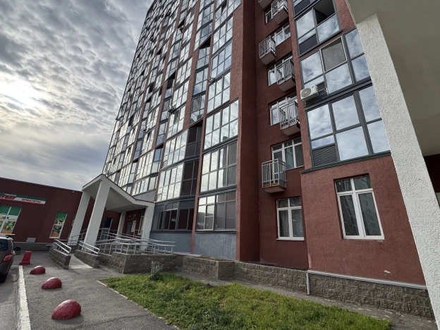 Купить квартиру на вторичке в Уфе. Вариант № 10415305, 17, площадь -  квм, цена 6799000 рублей