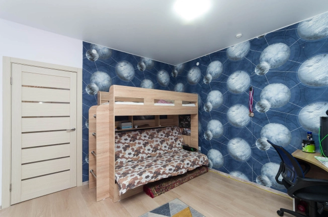 Купить квартиру в Тобольске. Вариант № 9152956, 6, площадь -  квм, цена 5450000 рублей