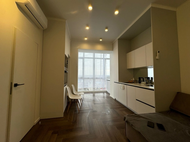 Купить двухкомнатную квартиру на улице Юрия Клыкова в Элисте. Вариант № 29497, 3, площадь -  квм, цена 7900000 рублей