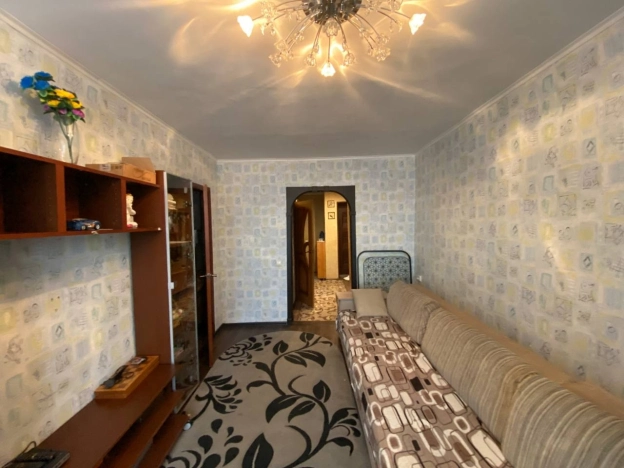 Купить трехкомнатную квартиру в Рязанской области. Вариант № 9815410, 3, площадь -  квм, цена 2300000 рублей