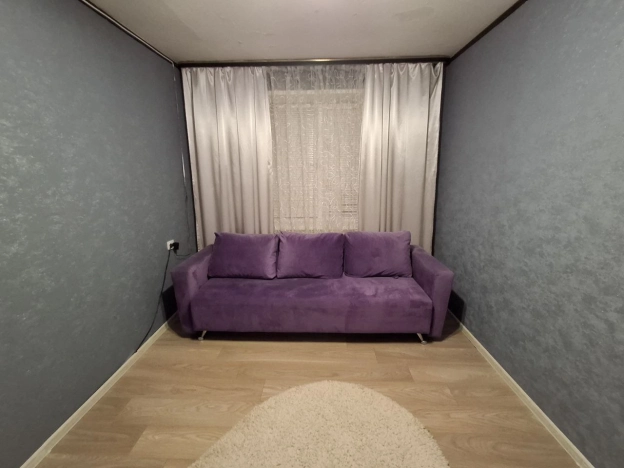 Снять квартиру в Тобольске. Вариант № 10283896, 4, площадь -  квм, цена 30000 рублей