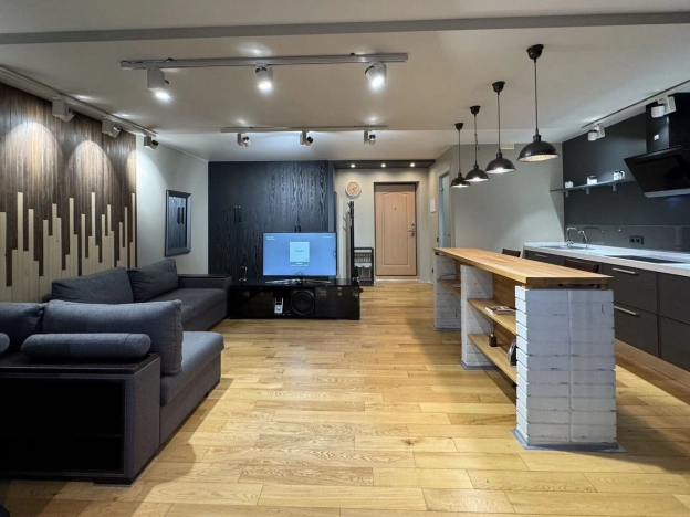 Купить квартиру в Москве. Вариант № 10277825, 3, площадь -  квм, цена 18500000 рублей