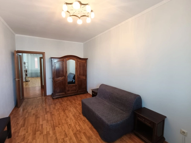 Купить квартиру у метро Новомосковская в Москве. Вариант № 2126157, 8, площадь -  квм, цена 12500000 рублей