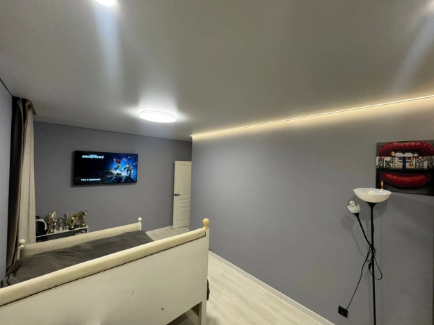 Купить трехкомнатную квартиру на улице Олега Кошевого в Калининграде. Вариант № 9345532, 9, площадь -  квм, цена 12993126 рублей