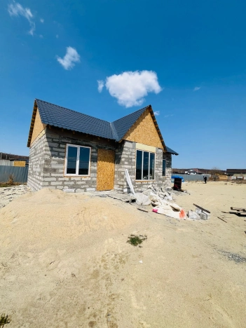 Купить дом на улице Светлая в Амурской области. Вариант № 31438, 3, площадь -  квм, цена 5000000 рублей