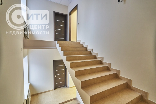 Снять коммерческую недвижимость в Воронеже. Вариант № 573, 16, площадь - квм, цена 150000 рублей