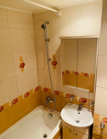 Купить двухкомнатную квартиру в Калининграде. Вариант № 9111498, 6, площадь -  квм, цена 5600000 рублей