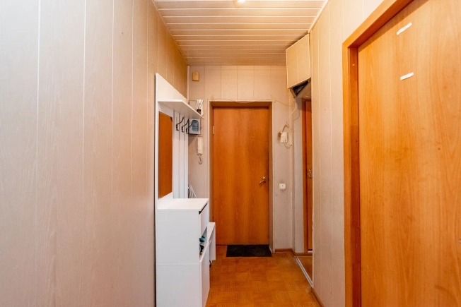 Купить трехкомнатную квартиру на улице Малоохтинский проспект в Санкт-Петербурге. Вариант № 8638490, 10, площадь -  квм, цена 8000000 рублей