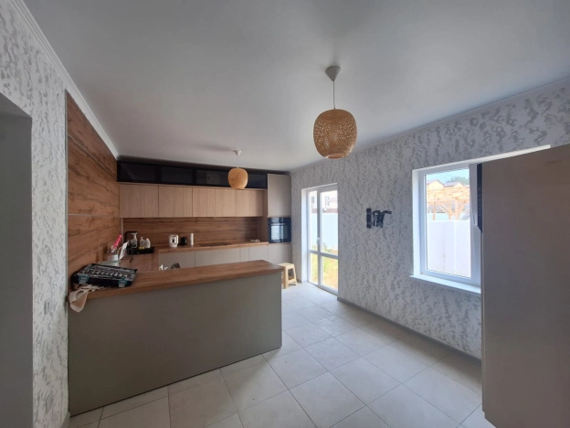 Купить дом на улице Шоссейный переулок в Краснодарском крае. Вариант № 55210, 0, площадь -  квм, цена 12000000 рублей