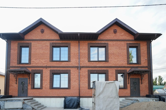 Купить таунхаус в Омске. Вариант № 525910, 0, площадь -  квм, цена 25000000 рублей