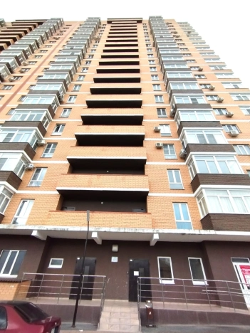 Купить однокомнатную квартиру в Новороссийске. Вариант № 11010, 5, площадь -  квм, цена 6000000 рублей