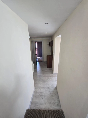 Купить дом на улице Административная в Иркутской области. Вариант № 7852900, 8, площадь -  квм, цена 6050000 рублей