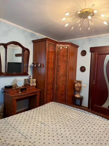 Купить двухкомнатную квартиру на улице Пыжёвский переулок в Москве. Вариант № 10180730, 3, площадь -  квм, цена 9600000 рублей