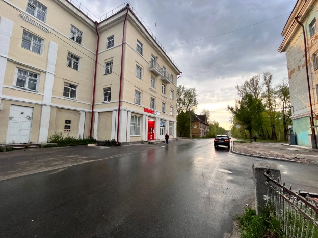 Купить торговые помещения в Сегеже. Вариант № 8470, 3, площадь -  квм, цена 12000000 рублей