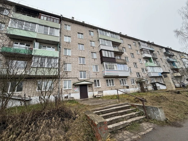 Купить трехкомнатную квартиру в Владимирской области. Вариант № 10546442, 19, площадь - квм, цена 3300000 рублей