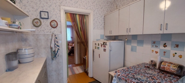 Купить трехкомнатную квартиру на улице Коммунистическая в Владимирской области. Вариант № 9465001, 6, площадь -  квм, цена 1700000 рублей