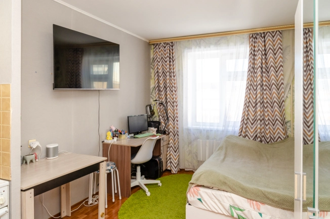 Купить квартиру на улице Тюленина в Новосибирске. Вариант № 29386, 12, площадь -  квм, цена 3090000 рублей