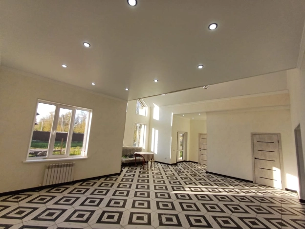 Купить дом в Омске. Вариант № 14315, 3, площадь -  квм, цена 8888888 рублей