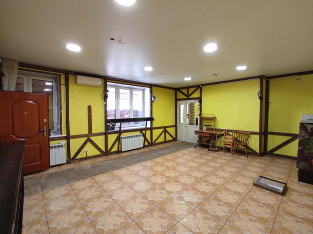 Купить коммерческую недвижимость в Омске. Вариант № 30625, 2, площадь -  квм, цена 5150000 рублей