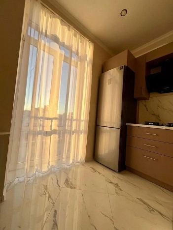 Купить однокомнатную квартиру в Ростовской области. Вариант № 9706184, 6, площадь -  квм, цена 8500000 рублей