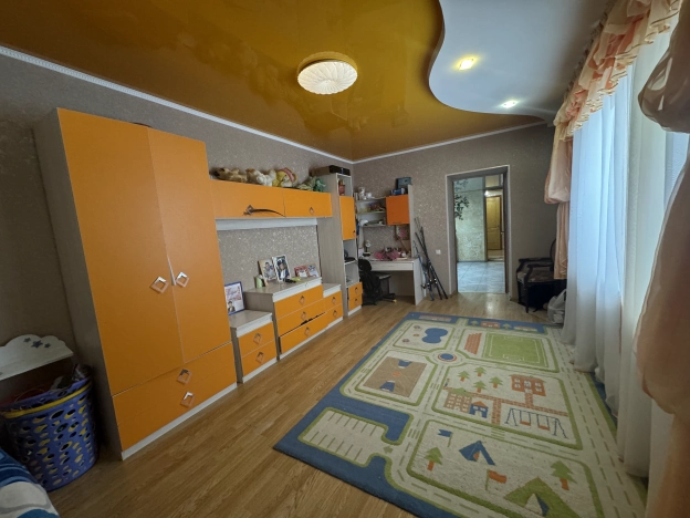 Купить дом в Судаке. Вариант № 11593, 32, площадь -  квм, цена 12400000 рублей