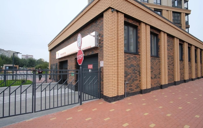 Купить трехкомнатную квартиру в Новосибирске. Вариант № 7192853, 44, площадь -  квм, цена 19000000 рублей