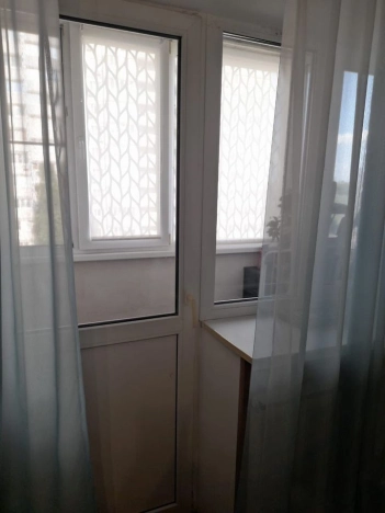 Купить двухкомнатную квартиру в Ростовской области. Вариант № 33743, 8, площадь -  квм, цена 7000000 рублей