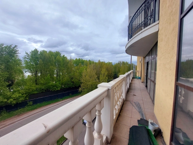 Купить трехкомнатную квартиру на улице Адмиральская в Московской области. Вариант № 7390, 7, площадь -  квм, цена 8800000 рублей