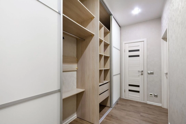 Купить трехкомнатную квартиру в Новосибирской области. Вариант № 7775752, 13, площадь -  квм, цена 16500000 рублей