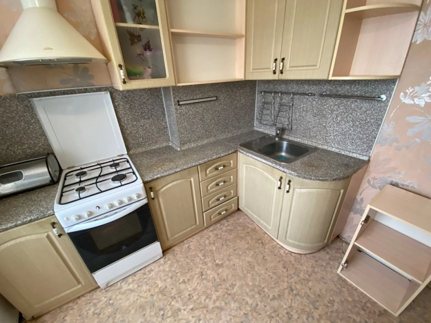 Купить двухкомнатную квартиру на улице Мира в Владимире. Вариант № 5364319, 8, площадь -  квм, цена 4399000 рублей