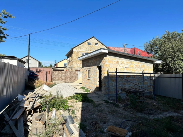 Купить дом в Симферополе. Вариант № 2996759, 12, площадь -  квм, цена 11000000 рублей