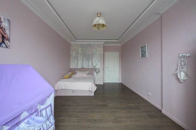 Купить трехкомнатную квартиру у метро Щелковская в Королёве. Вариант № 2955975, 13, площадь -  квм, цена 14900000 рублей