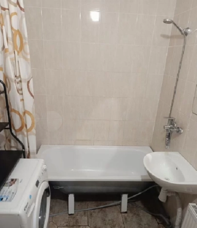 Купить трехкомнатную квартиру в ЖК Матрешкин двор (НОВОСИБИРСК) в Новосибирске. Вариант № 6912706, 8, площадь -  квм, цена 6500000 рублей