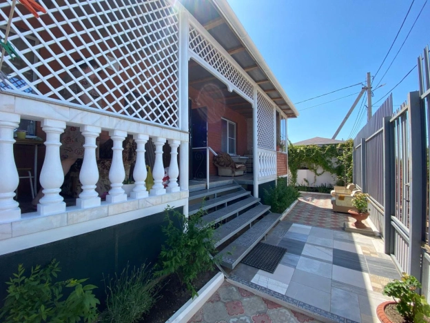 Купить дом в Краснодарском крае. Вариант № 10026927, 0, площадь -  квм, цена 15000000 рублей