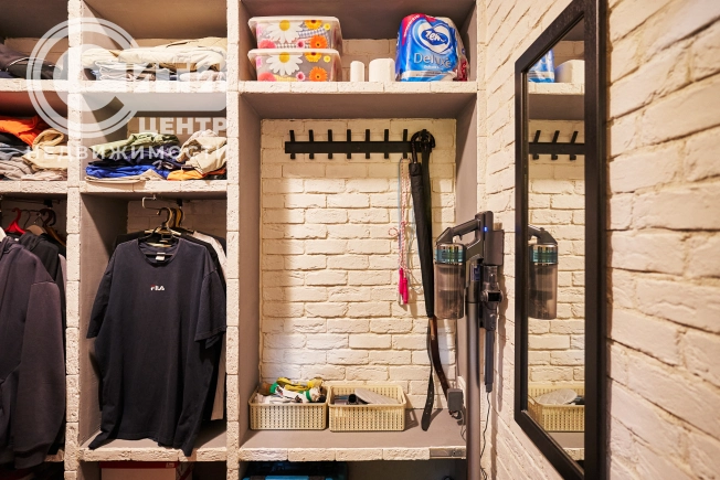 Купить четырехкомнатную квартиру в Воронеже. Вариант № 45640, 19, площадь - квм, цена 7500000 рублей