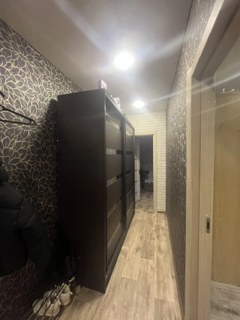 Купить квартиру в Бийске. Вариант № 9301570, 4, площадь - квм, цена 4950000 рублей